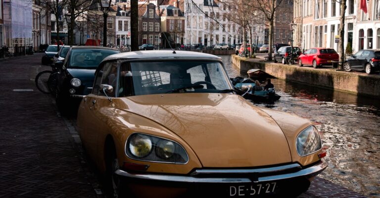La citroën DS 21/23 (1965 – 1975) : une icône automobile à partir de 18 000 €