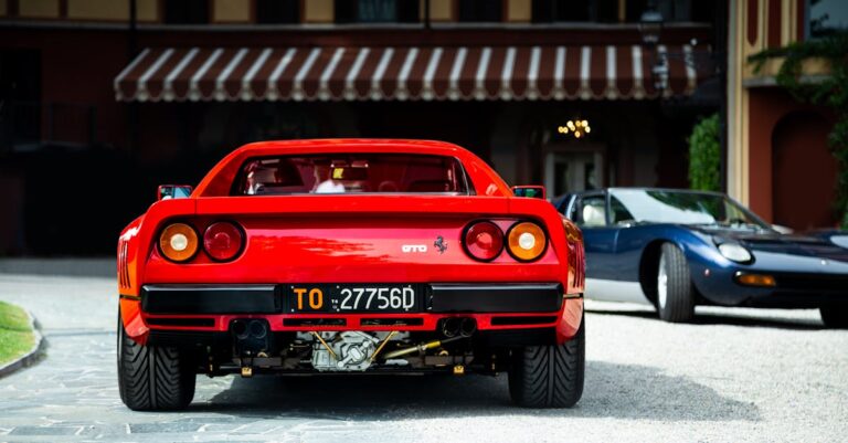 la ferrari 250 gto se négocie à un prix inférieur à celui de la mercedes la plus prisée