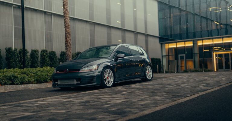 découverte approfondie de la Volkswagen Golf 7 GTI : performance et technologie au rendez-vous