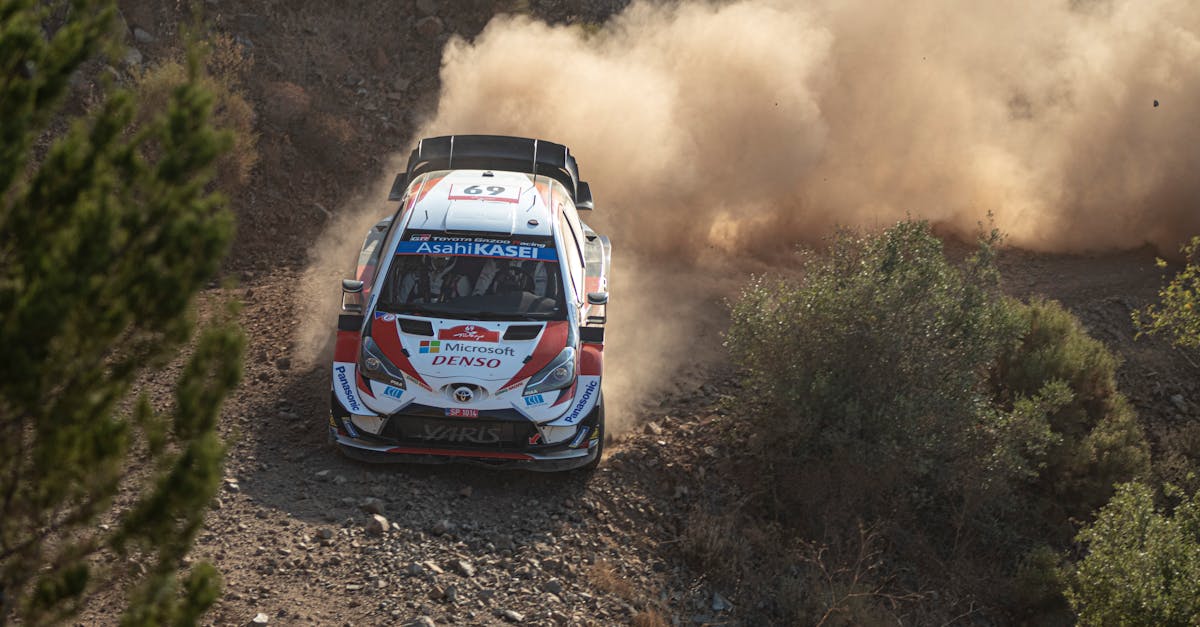 découvrez la toyota yaris, une citadine alliant confort, performance et technologies avancées. parfaite pour la ville, elle offre un design moderne, une conduite agréable et une faible consommation de carburant.