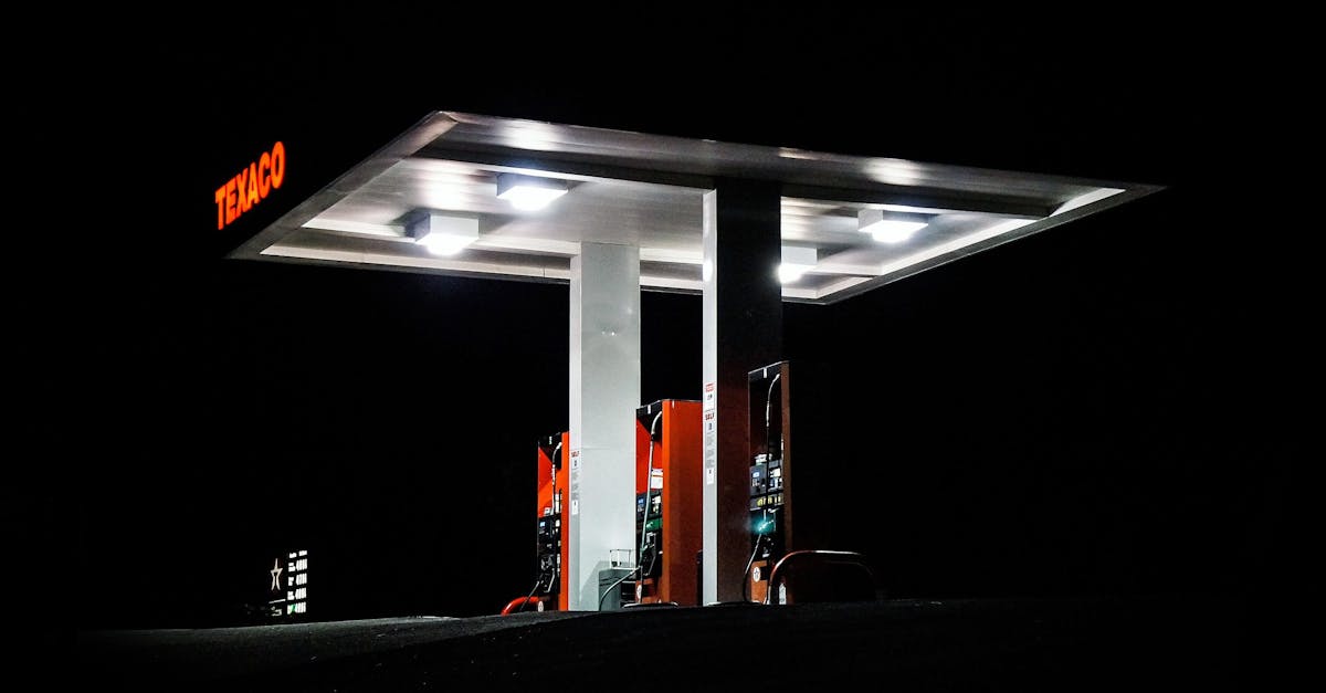 découvrez les enjeux et les conséquences de l'interdiction du diesel : impacts environnementaux, alternatives écologiques et futur de la mobilité. informez-vous sur les mesures mises en place et comment elles révolutionnent le secteur automobile.