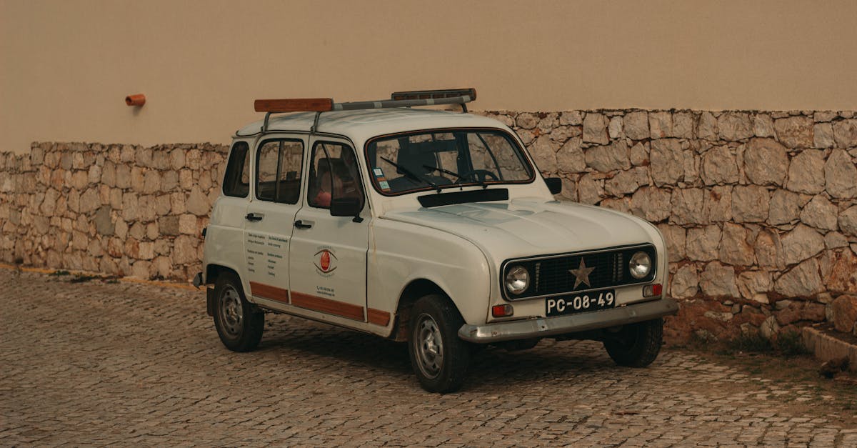 découvrez la renault mégane 4, alliant design élégant et technologie de pointe. profitez d'un confort de conduite exceptionnel, d'une motorisation performante et d'options personnalisables pour un véhicule adapté à vos besoins. vivez l'expérience de la modernité avec la mégane 4.