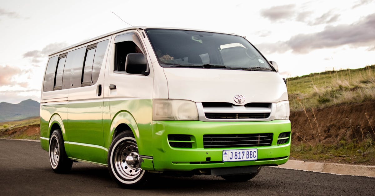 découvrez la fiabilité de la toyota auris : un modèle reconnu pour sa robustesse, son économie de carburant et son confort de conduite. analysez ses performances, ses retours d'expérience et ce qui en fait un choix de confiance sur le marché automobile.