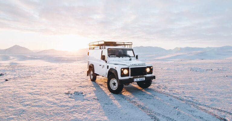 Découvrir la vanlife : guide pour choisir entre van aménagé, voiture équipée ou camping-car