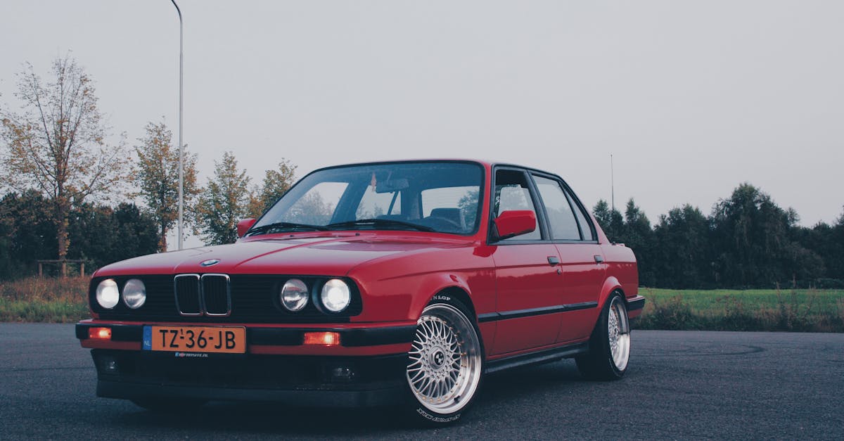 Descubra o BMW IX1, o SUV elétrico que combina desempenho, conforto e tecnologia de ponta. Mergulhe em um mundo de direção inovador com autonomia impressionante e recursos conectados que aprimoram sua experiência de direção. Explore um design moderno e arrojado, criado para motoristas que buscam uma experiência versátil e sustentável.