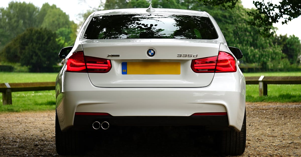 探索BMW R 1300 RS,这是一款兼具卓越性能和无与伦比舒适度的运动旅行摩托车。凭借其空气动力学设计和尖端技术,这款摩托车可提供身临其境的公路骑行体验。R 1300 RS是冒险家和寻求刺激者的理想之选,它将为您带来难忘的骑行体验。