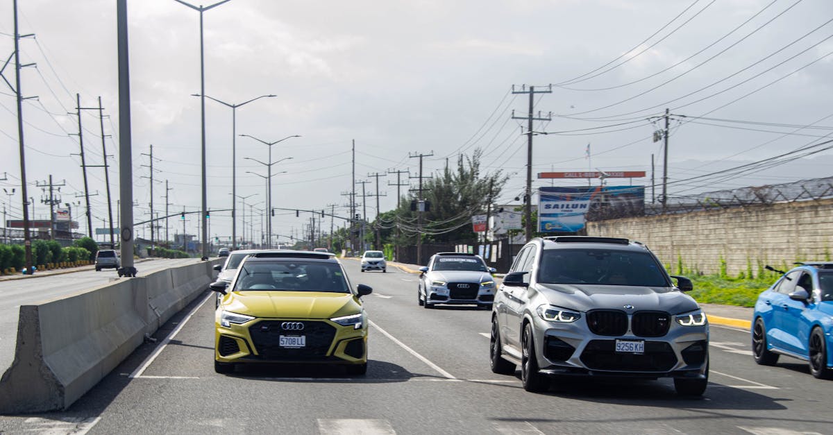 The sales figures leave no room for doubt: by 2024, the BMW XM will not exceed 8,000 units worldwide. This is a low result considering the size of the luxury market and the fierce competition within it. The dominance of the Porsche Cayenne, with over 100,000 units sold in 2024, or that of the Mercedes G-Class, with 42,000 units, demonstrates the magnitude of the task facing the German SUV.