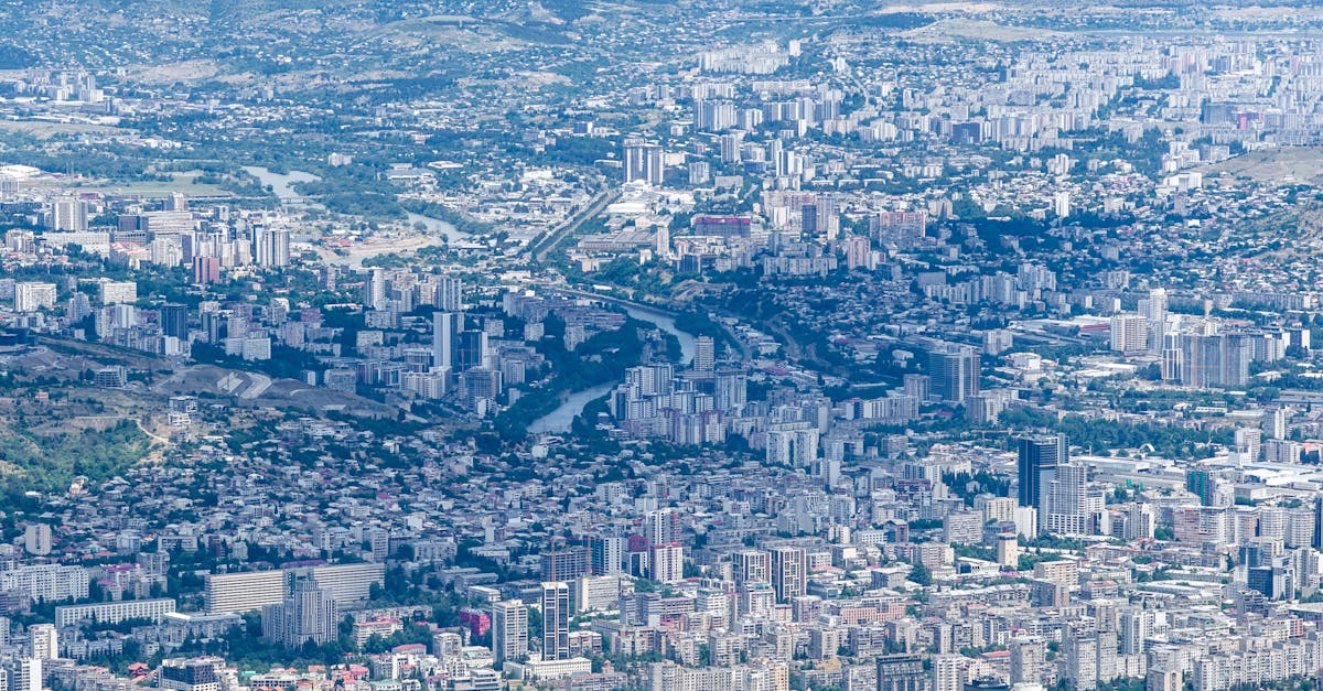 découvrez la nouvelle ds 4, une berline exceptionnelle alliant élégance, innovation et performance. avec son design audacieux et ses technologies de pointe, la ds 4 redéfinit le luxe automobile. plongez dans un univers où confort et raffinement se rencontrent sur chaque route.