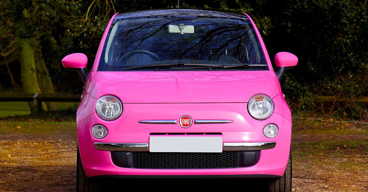 découvrez la fiat topolino, une petite voiture emblématique qui allie charme rétro et praticité. parfaite pour les trajets urbains, elle séduit par son design élégant et ses performances économiques. plongez au cœur de l'histoire de l'automobile avec ce modèle iconique.