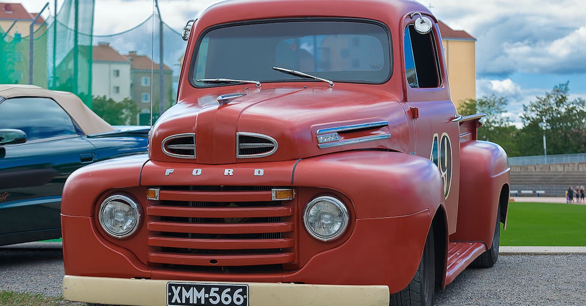 Descubra el Ford Puma, el crossover compacto que combina diseño moderno, tecnología avanzada y rendimiento dinámico. Explora sus características innovadoras, su comodidad incomparable y su estilo atractivo que lo convierten en la opción ideal para los habitantes de la ciudad y los aventureros.