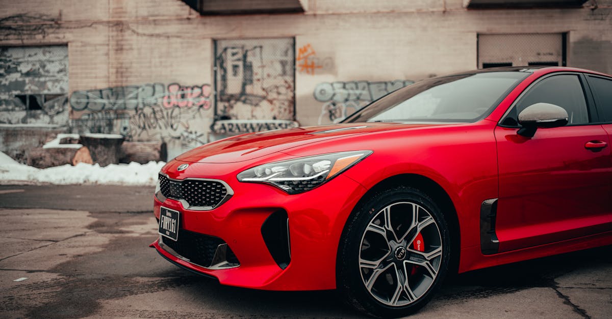 探索起亚 Niro 的完整评测,这是一款集性能、舒适性和科技于一身的创新型混合动力 SUV。探索用户反馈和专家分析,助您做出最佳选择!