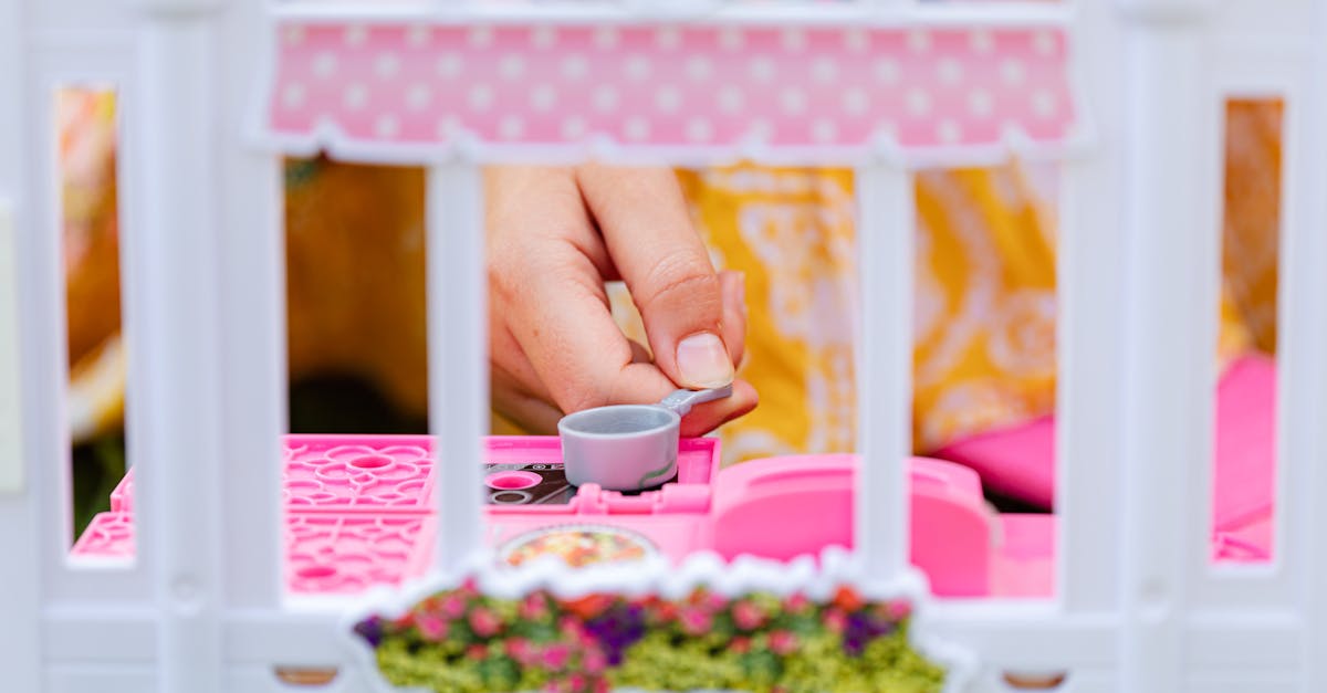 探索 Mini Clubman,一款兼具优雅与实用性的汽车。它凭借独特的设计和宽敞的内部空间,带来无与伦比的驾驶体验。对于追求时尚与舒适的都市人来说,Mini Clubman 是理想之选,是您都市旅行的理想伙伴。