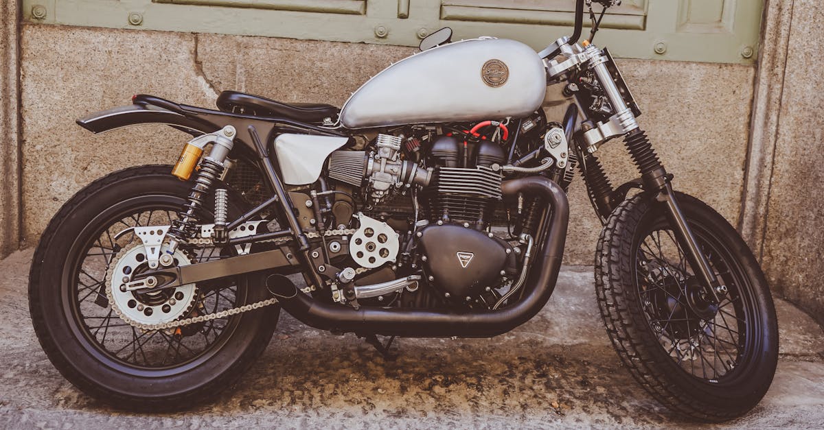 découvrez l'univers passionnant des motos : modÚles, conseils d'achat, entretien et accessoires. que vous soyez un motard aguerri ou un débutant, trouvez ici toutes les informations pour vivre votre passion sur deux roues.