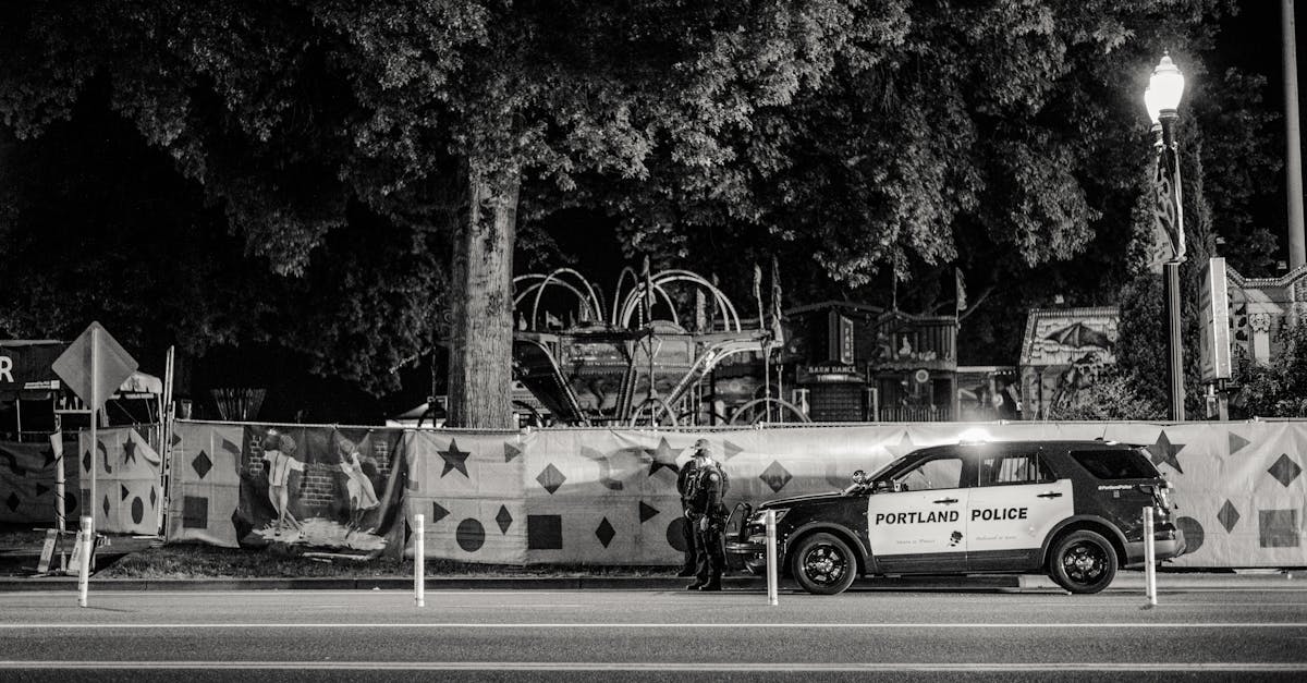 découvrez l'univers fascinant des voitures de police : design, performances et technologies qui garantissent la sécurité. plongez dans le monde des véhicules d'intervention et leur rôle crucial dans nos sociétés.