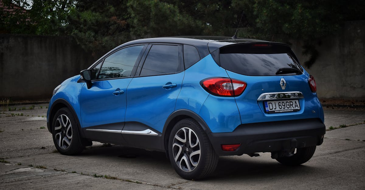 découvrez le renault captur, un suv compact alliant style moderne, confort et technologies avancées. son design audacieux et ses performances sportives en font le compagnon idéal pour vos trajets quotidiens et vos aventures. explorez ses diverses fonctionnalités et personnalisez-le selon vos envies.