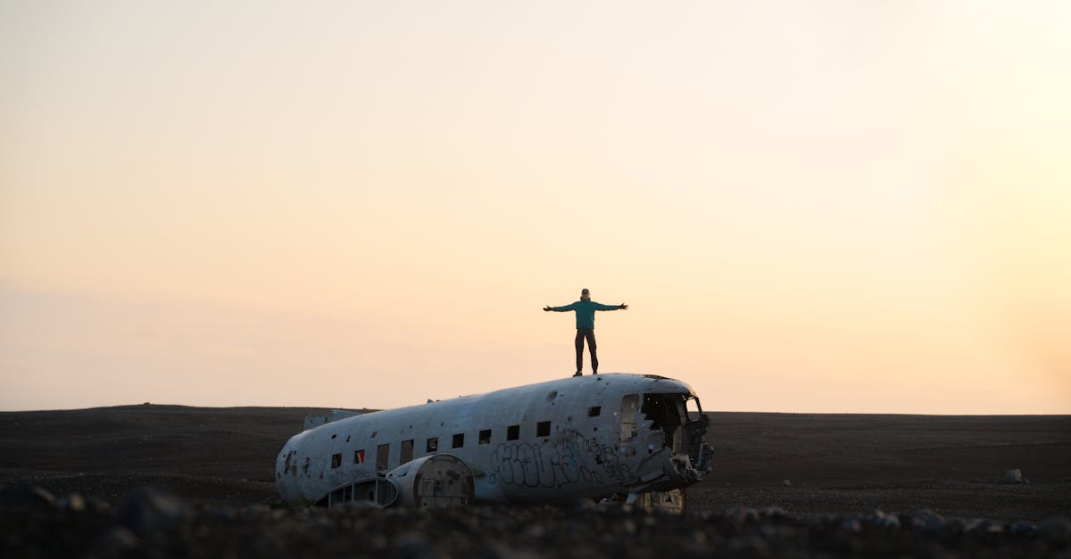découvrez le renault scénic 3, un monospace alliant confort, style et polyvalence. avec son espace intérieur généreux et ses technologies avancées, il est idéal pour les familles et les voyages. explorez ses caractéristiques uniques et prenez le volant d'un véhicule qui redéfinit la conduite citadine.