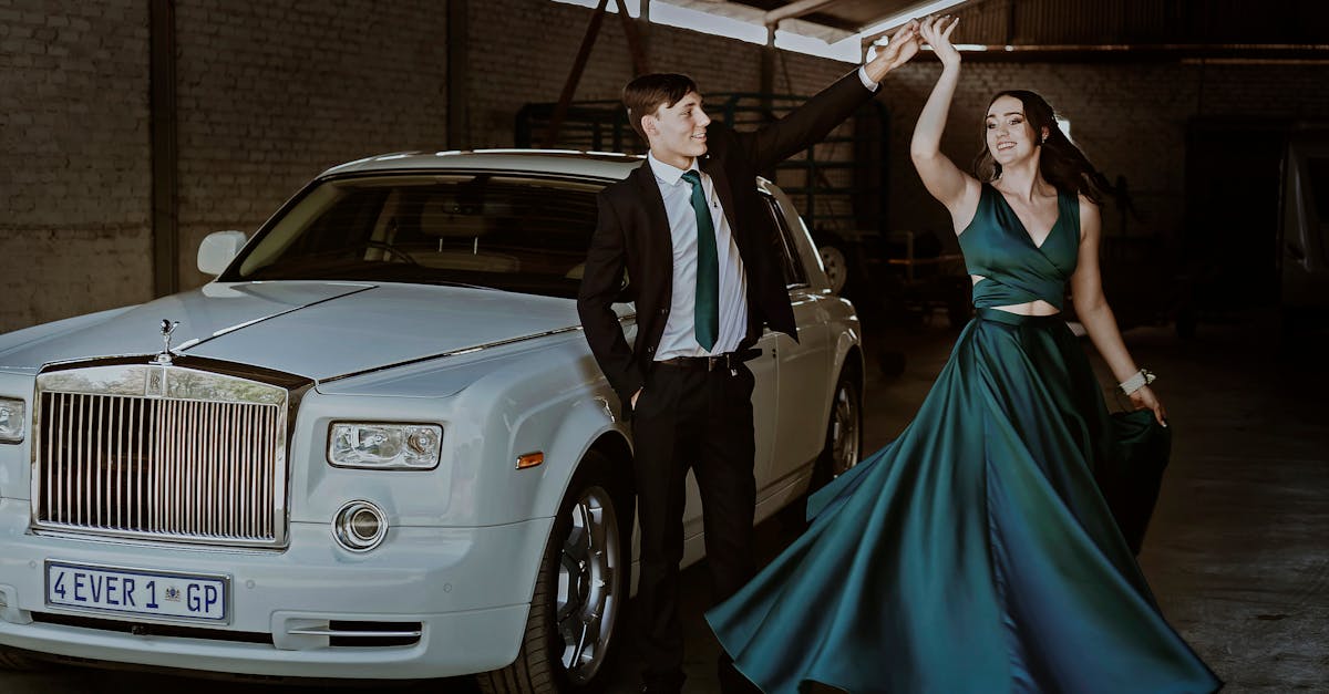 découvrez le rolls-royce cullinan, un suv de luxe alliant puissance, élégance et technologie avancée. plongez dans un univers de confort inégalé et de performances exceptionnelles, offrant une expérience de conduite unique sur toutes les routes.