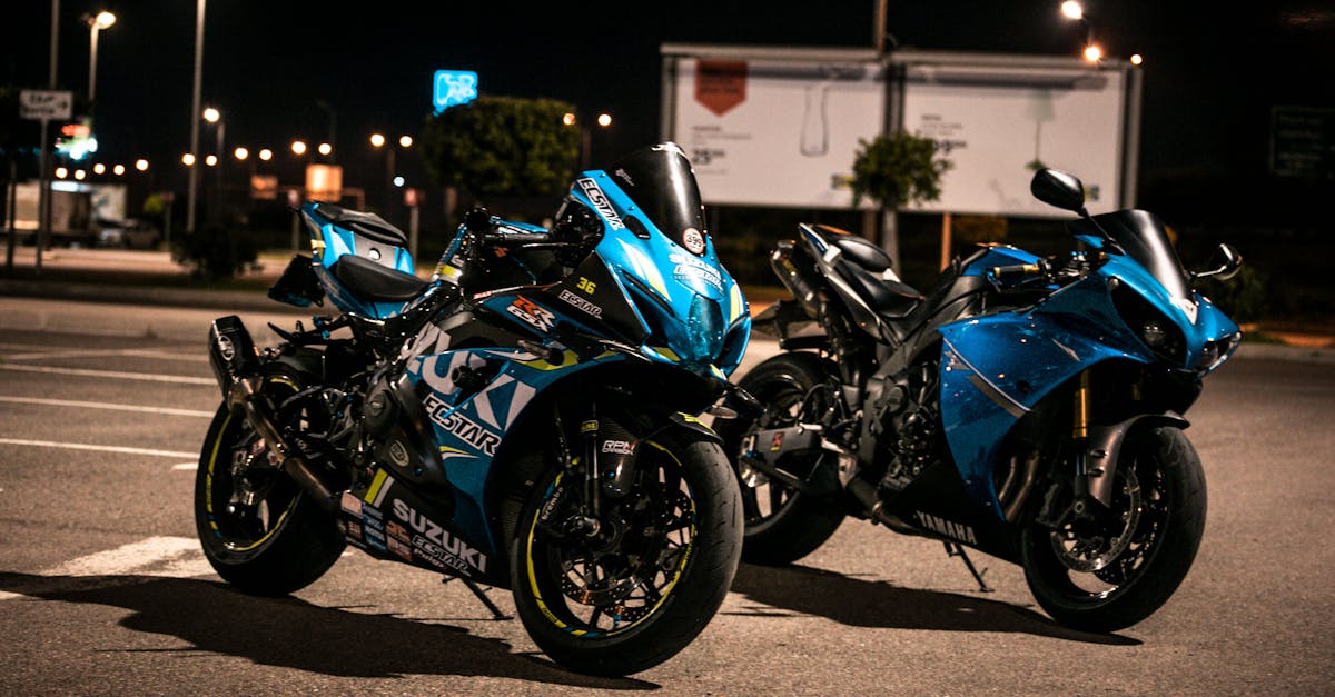 découvrez la suzuki v-strom 650, une moto polyvalente alliant confort, performance et style. idéale pour les aventures sur route et hors route, elle offre une expérience de conduite inégalée grâce à son moteur puissant et sa technologie avancée. préparez-vous à explorer de nouveaux horizons avec confiance et raffinement.