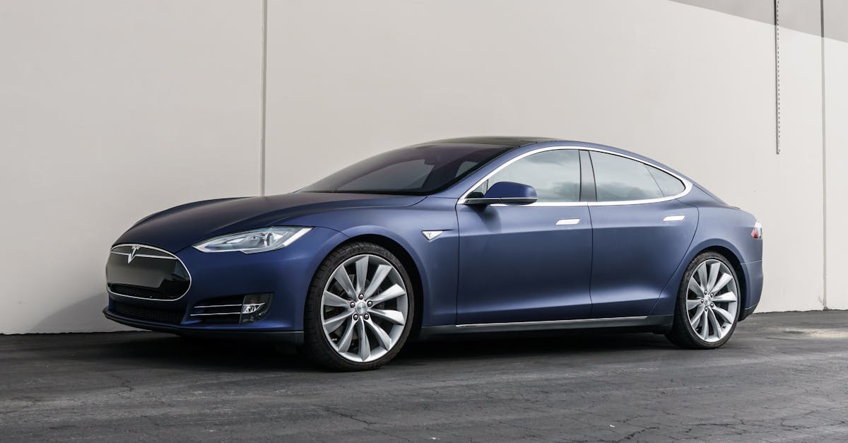 découvrez la tesla model 3, la berline électrique alliant performance, autonomie exceptionnelle et technologie de pointe. sa conception moderne et son intérieur élégant offrent une expérience de conduite inégalée. rejoignez la révolution électrique avec la model 3.