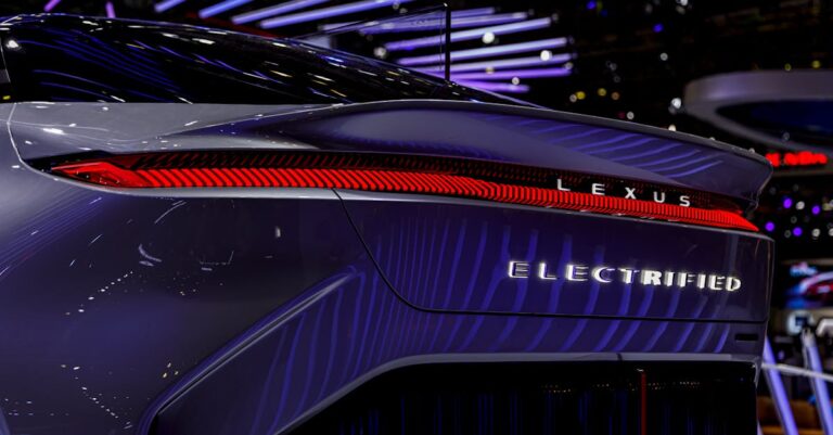 Essai du Toyota C-HR hybride rechargeable 2024 : un choix économique à un prix élevé