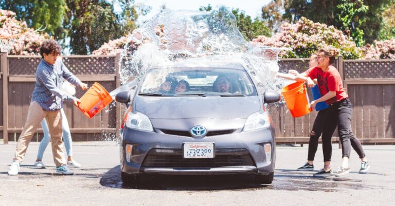 Le lavage de voiture sans eau : une option écoresponsable ou non ?