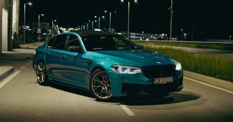 Découvrez la BMW M5 E60 (2004-2010) : la berline familiale qui cache un moteur de Formule 1 à partir de 23 000 €