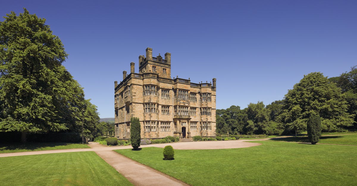 📡 Main subscriptions: Sky Sports, Canal+, BeIN Sports