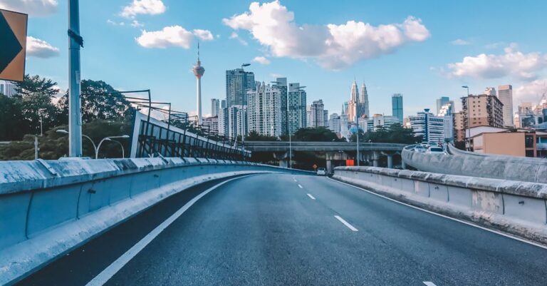 Explorer la vie sans voiture : classement des villes les plus accueillantes