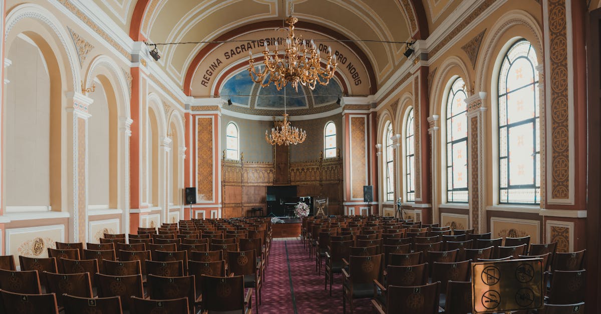 découvrez le parcours fascinant de christian horner, le directeur d'équipe de red bull racing, qui a révolutionné le monde de la formule 1 avec sa vision stratégique et son leadership exceptionnel.