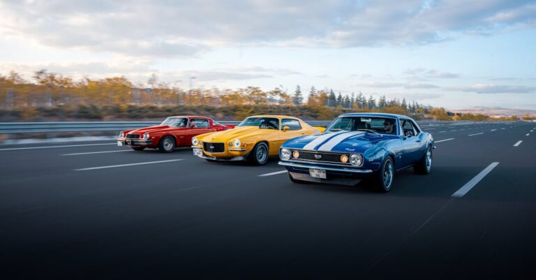 Le charme des voitures anciennes qui sillonnent nos routes