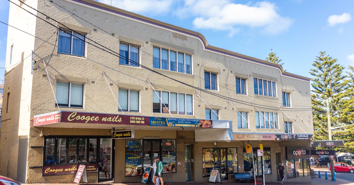 découvrez notre gamme de véhicules de gendarmerie, alliant performance et sécurité. idéaux pour les missions de sécurité, ces voitures sont conçues pour répondre aux exigences des forces de l'ordre tout en assurant un service efficaces sur le terrain.