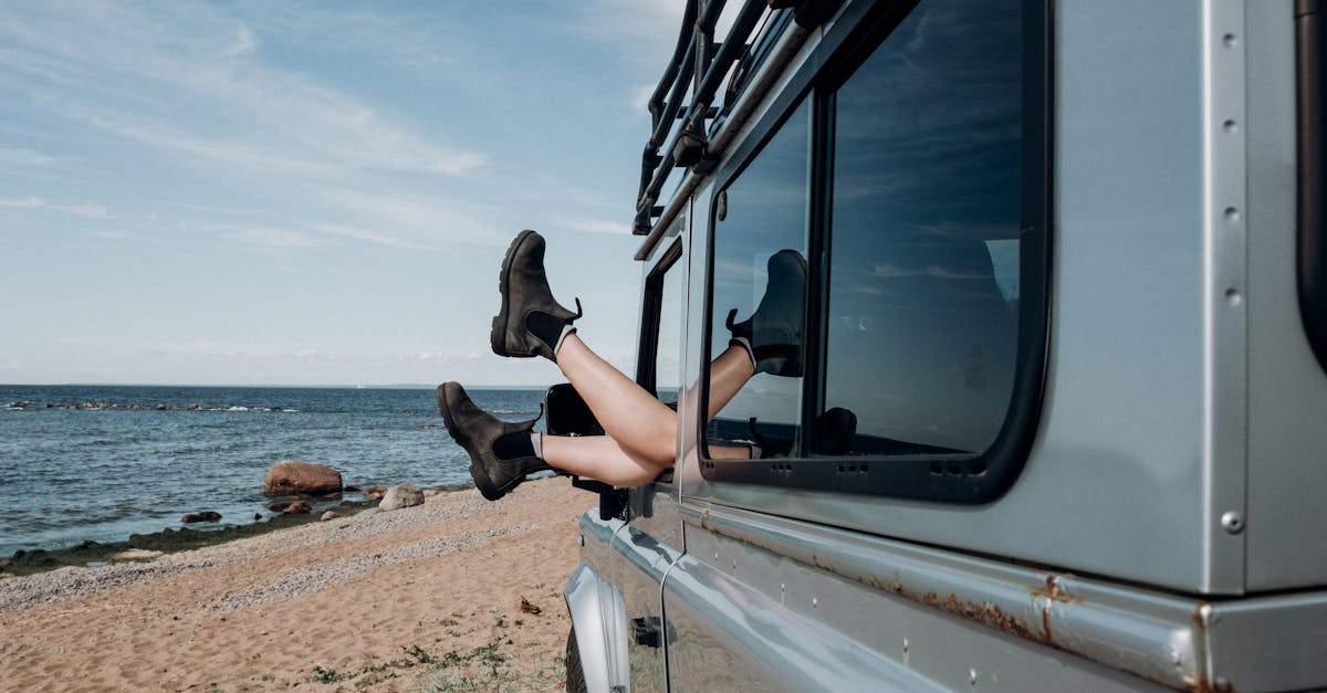 découvrez la jeep avenger, un suv électrique audacieux qui allie performance, design moderne et technologies avancées. prêt à explorer de nouveaux horizons tout en respectant l'environnement ?