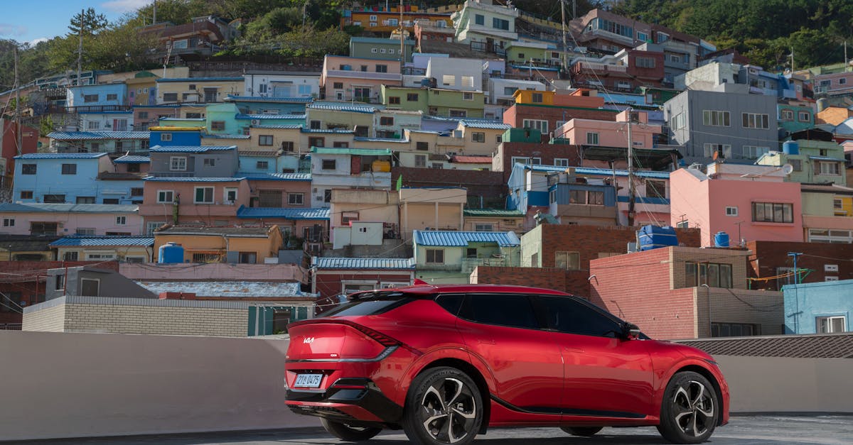 Descubra o Kia EV9, o SUV elétrico que combina desempenho, conforto e tecnologia de ponta. Com seu design futurista e autonomia impressionante, o EV9 redefine a mobilidade sustentável. Explore um novo mundo de direção limpa e conectada.