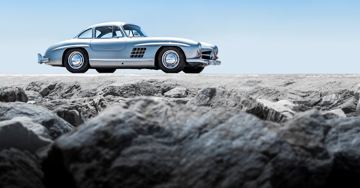 découvrez la puissance et l'élégance du mercedes-amg sl 63 s, une voiture de sport qui allie performances exceptionnelles et design raffiné. plongez dans une expérience de conduite inégalée.