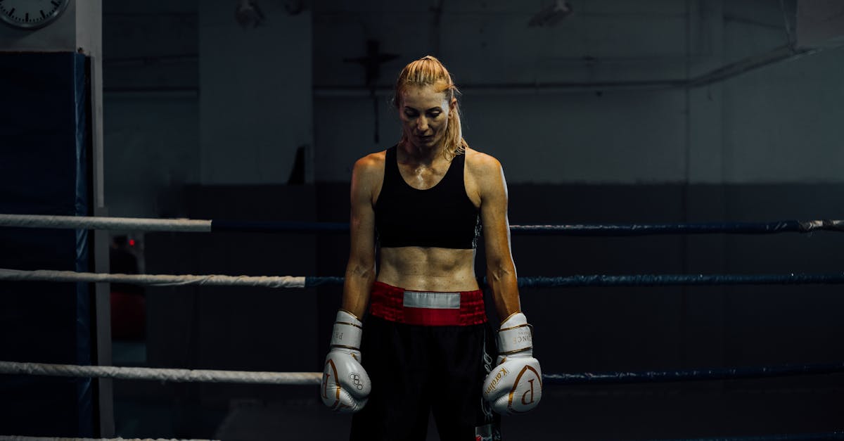 プジョー ボクサーは、プロフェッショナルにとって理想的な、堅牢で多用途のユーティリティ ビークルです。十分な荷室容量と確かな性能であらゆる輸送ニーズにお応えします。その機能を調べて、自分に合ったモデルを見つけてください。