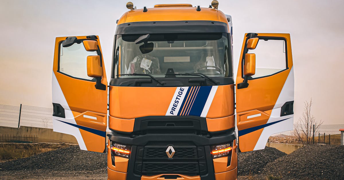 découvrez l'univers de renault, marque emblématique de l'automobile française, offrant une gamme de véhicules innovants alliant performance, confort et respect de l'environnement. explorez nos modèles, technologies et engagements pour un avenir durable.