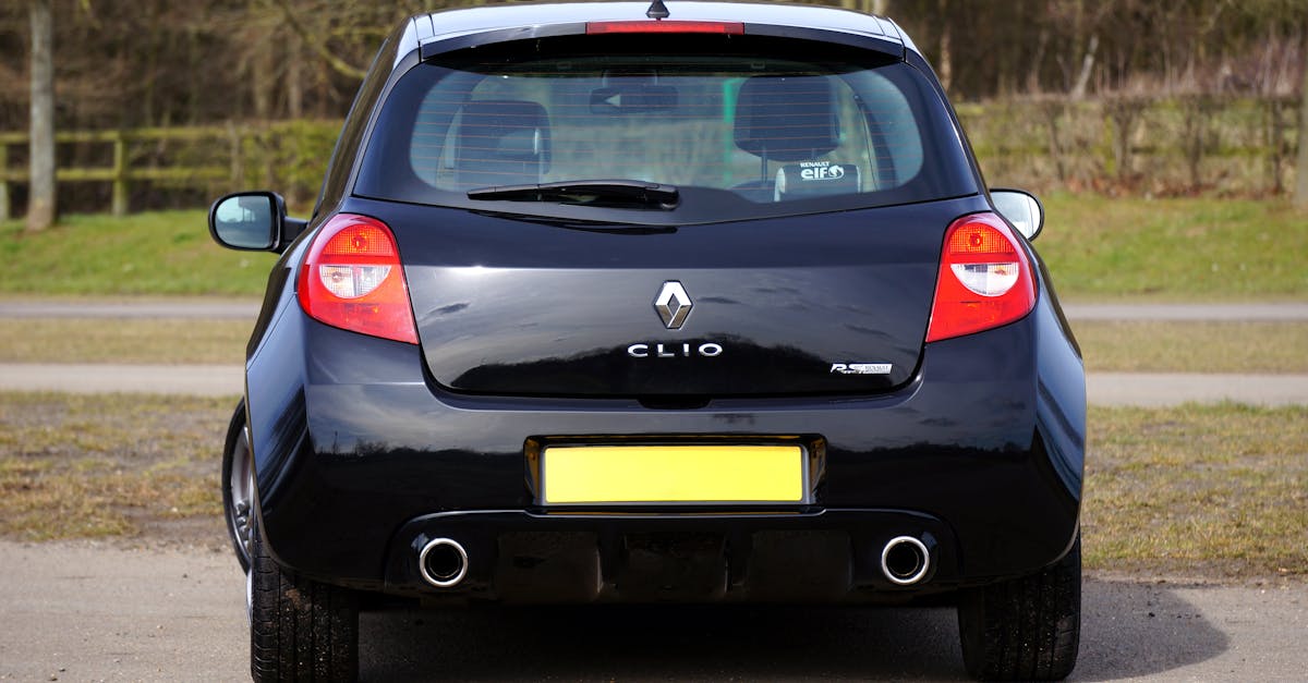 découvrez l'univers renault, un symbole d'innovation et de performance automobile. explorez nos modèles récents, engagez-vous pour la mobilité durable et trouvez la voiture idéale qui répond à vos besoins. renault, c'est l'engagement pour une conduite intelligente et responsable.