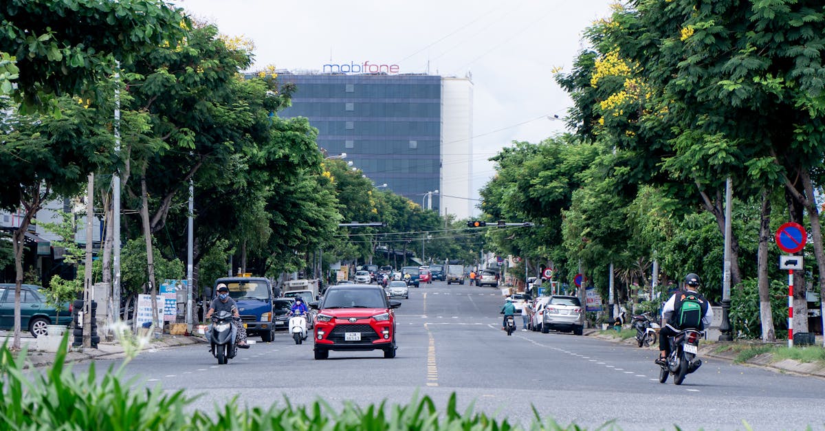 découvrez l'avenir de la mobilité avec nos voitures écologiques. explorez les modèles durables qui allient performance, confort et respect de l'environnement. optez pour une conduite responsable et réduisez votre empreinte carbone grâce à notre sélection de véhicules durables.