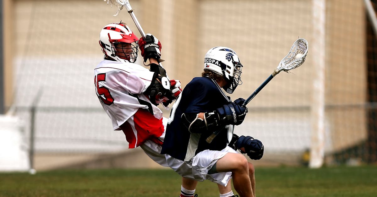 卢代阿克附近的事故表明,轻型车辆和房车共存对道路安全构成了多大的挑战。由 Hymer 或 Chausson 等知名制造商生产的房车,其重量和体积对其在道路上的操控性影响巨大。它们更大的质量和更大的惯性使规避操作或紧急制动变得复杂。所有驾驶员都必须考虑这些限制,无论他们驾驶的是梅赛德斯-奔驰还是标致。