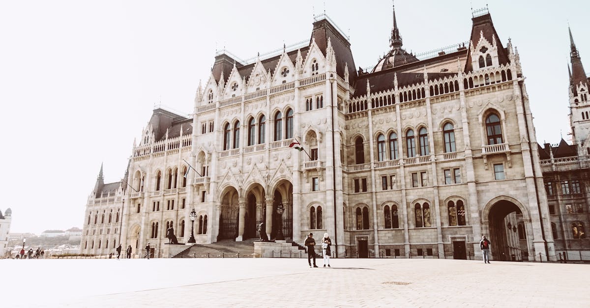 découvrez toutes les infos sur le grand prix de hongrie : dates, horaires, circuit hungaroring, résultats des courses de formule 1 et faits marquants de cette étape incontournable du championnat.