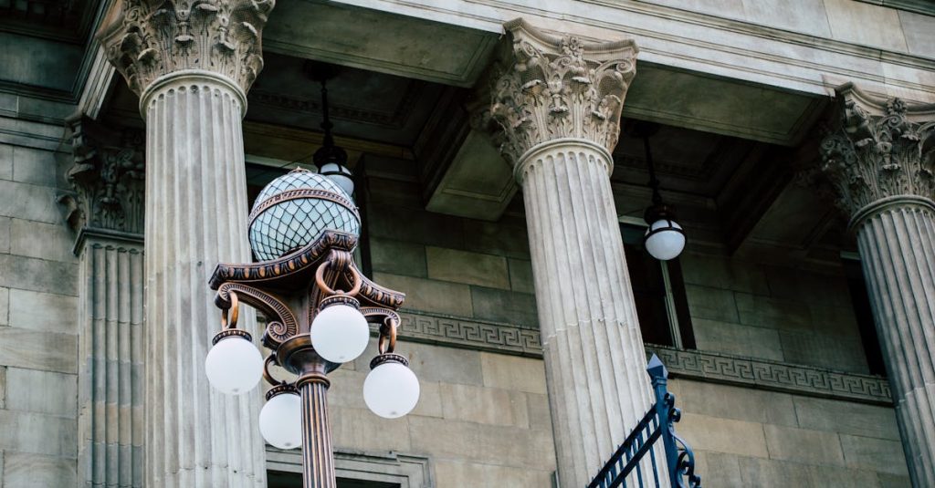 Un Cévenol face à la Justice après avoir tenté de réveiller son conjoint en plein repos : une histoire qui fait du bruit