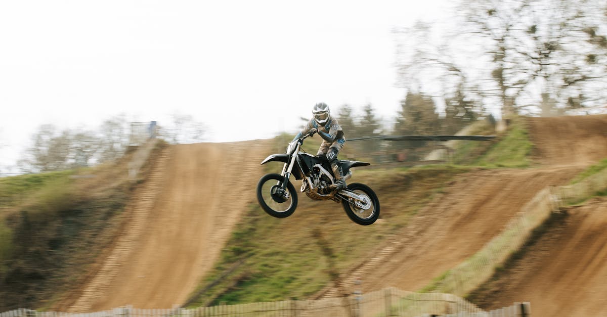 découvrez notre sélection de cadenas pour motos, alliant sécurité et fiabilité. protégez votre véhicule des vols grùce à nos dispositifs robustes et faciles à utiliser, adaptés à tous les modÚles de motos. sécurisez votre passion dÚs aujourd'hui!