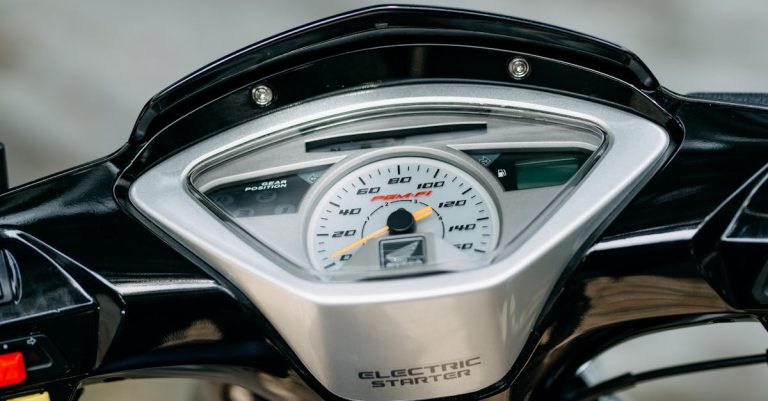 Un automobiliste flashé à 202 km/h sur une route limitée à 90 : un excès de vitesse qui ne passe pas inaperçu auprès des gendarmes
